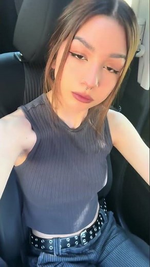 armpit stubble chick