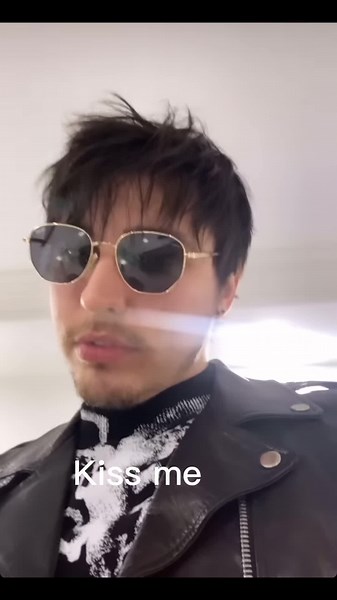 So before i got the video on tik tok it was completely fine now its shit😂 #fyp #fy #colbybrock #samgolbach #samandcolby