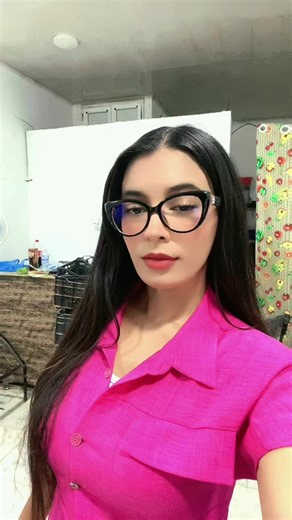 Hadi l ghonia 3la li ytfcho 3lia fel hdra f live