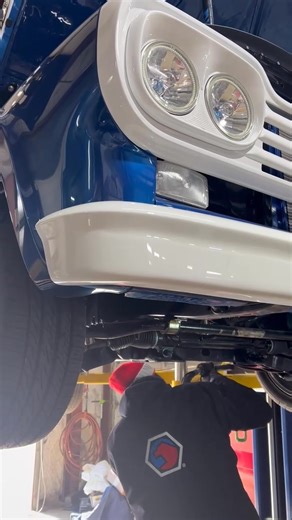 Using our Dry Ice machine to clean the underside of this restored Ford Truck | Barry Wilson