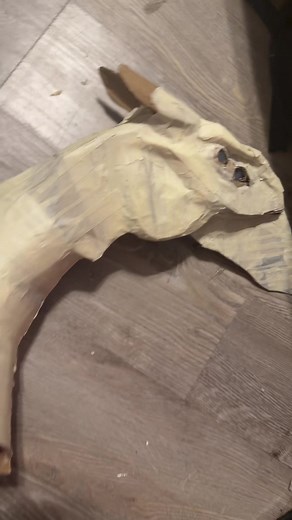 Creating a Large Avatar Sculpture with Cardboard