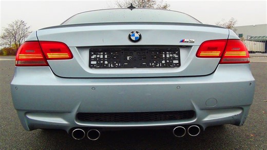 BMW M3 E92 Cold Start & Hard Revving | Pure V8 Exhaust Sound!