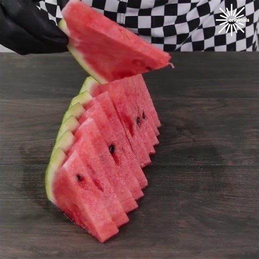 How to Easily Cut Fruit 🍎 | Simple Cutting Hacks