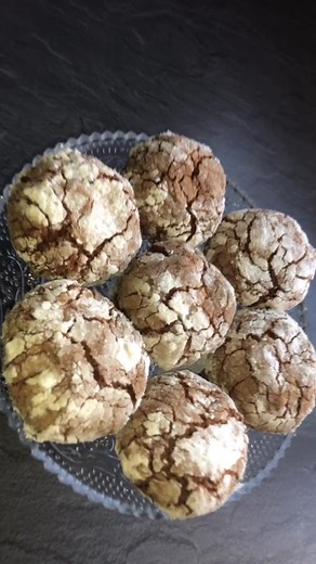 Écouter la musique à l’envers c’est vraiment bizarre..ça me donne des frissons😱 #pourtoi #food