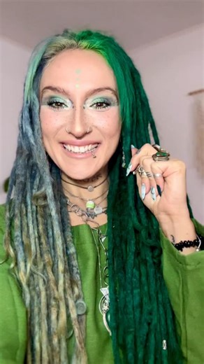 When your energy, voice, body, and nervous system align with your future identity — your external world has no choice but to match it. That’s why I created the Cosmic Voice Activation Starter Pack — not for motivation, but for integration. Inside you’ll find 3 transformational practices designed to help you: 🌬 reprogram your subconscious identity 💫 anchor into higher-self expression ⚡️ speak, create, and show up from your future timeline 🧠 train your nervous system to feel safe receiving more