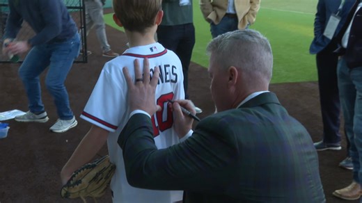 Chipper Jones at Meridian Community College for their Legends of the Game night! | WTOK-TV