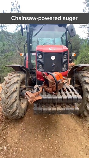 A chainsaw-powered auger attachment converts cutting motion into drilling force for breaking and loosening soil. #ChainsawAuger #SoilDriller #GroundBreaker #DIYTool #PowerAttachment #EarthAuger #Innovation | Kayala Domes