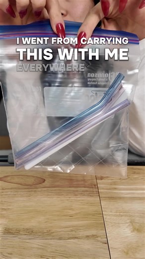 You don’t notice straws… until you realize the scale 😳 Every day = hundreds of millions used in the U.S. alone 🥤📈 We launched the Capsule so your reusable straws don’t live in random drawers 💖 We’re not a big company — it’s literally just Julianna & Jared🫶📦 If you order, one of us is packing it with love, forever grateful for YOU all 😭💗