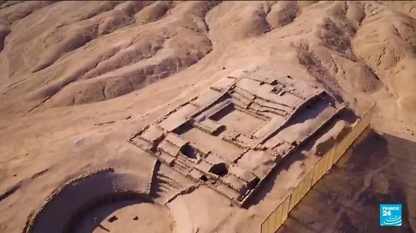 Archaeologists in Peru unveil 3,500-year-old city that linked coast and Andes