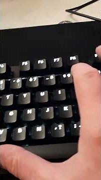 Unboxing du Logitech G413 TKL SE