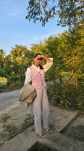 अब ये भी पता साहिल पर हमने शाम कर दी, अपना दिल और दुनिया आप के नाम कर दी, ये भी न सोचा कैसे गुज़रेगी ज़िंदगी, बिना सोचे-समझे हर ख़ुशी आपके नाम कर दी। | Gitanjali Dutta