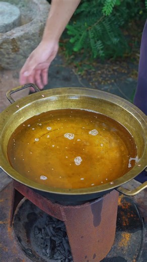 584K views · 11K reactions | Relax and Watch the Process: Pure Coconut Oil ASMR... If you love satisfying videos, this is for you. The rhythmic sounds of grinding and splashing water make this video a calming and beautiful experience. | How Things are Made | Facebook