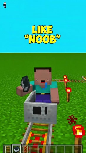 Difference Between NOOB vs PRO vs HACKER When Making a Train in Minecraft#shorts