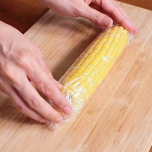 とうもろこしを電子レンジで加熱する方法 作り方・レシピ | クラシル