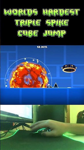 World's Hardest Triple Spike Cube Jump In Geometry Dash #shorts
