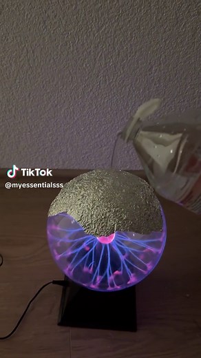 You must see this💕💕 #fypシ #foryou #trending #cool #viral #viralvideo #viraltiktok #decor #decoration #crystals #vibes #amazing #ball #beautiful