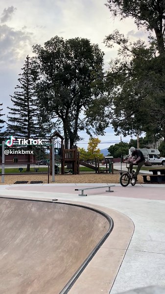 Dak Bratt: Flipping with Precision on BMX