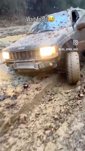 Mudding in the grand Cherokee gone wrong!😳😅 #fuelsendsonly #offroad #jeep