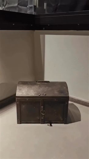 23 Ottobre 2025 L’evento Seed of Life non è stato una presentazione. È stata un’esperienza collettiva. Un viaggio attraverso i sette cerchi della vita che abbiamo percorso insieme, Reversiani. Ho visto i vostri occhi illuminarsi ad ogni tappa. Dall’origine assoluta fino al compimento eterno. Ho sentito la presenza di mia madre Silvana in ogni parola, in ogni sguardo, in ogni silenzio. La sua presenza spirituale era lì. Tra noi. Nel battito del cuore che è diventato musica. Nella magia dei sette 