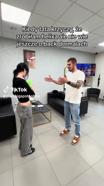 Piercingowe przygody: Tata a helix i back dermal