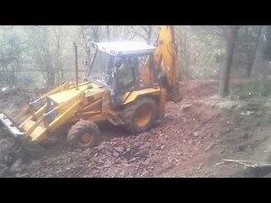 JCB 3CX und JCB 8032 beim Wegebau