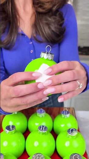 DIY Grinch Christmas Ornaments You’ll Love 💚🎅