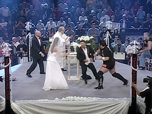 Kurt and Karen Angle were tryin gto renew their wedding vows but things didn't go as planned. | Impact Knockouts