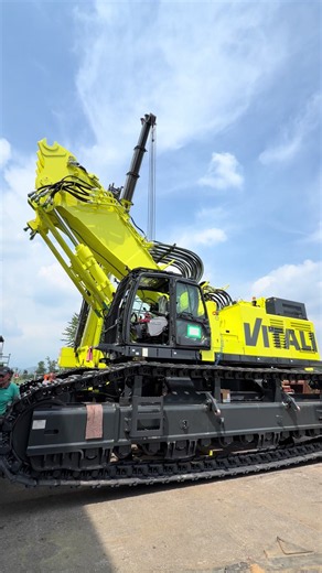 Kobelco SK1400: nuovo escavatore demolizione 40m | Gruppo Vitali