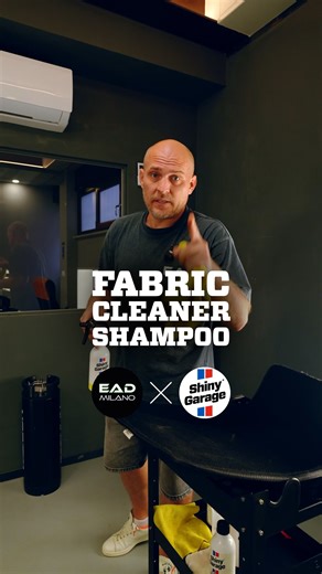 Shiny Garage | Kosmetyki detailingowe | Car Care Products on Instagram: "Jak wyczyścić materiałowe dywaniki? 🚨🚨 Zobacz jak robi to Vadim z @exclusive_auto_detailing_milan Fabric Cleaner Shampoo 🔝 Produkt do czyszczenia tapicerki materiałowej na sucho, bez konieczności wypłukiwania. Działa cuda :)🔥🔥 #fabriccleaner #shinygarage #carcare #detailing #italy #bonnet"