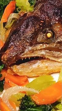 How To Eat Baked Salmon Head - Savage Eating!