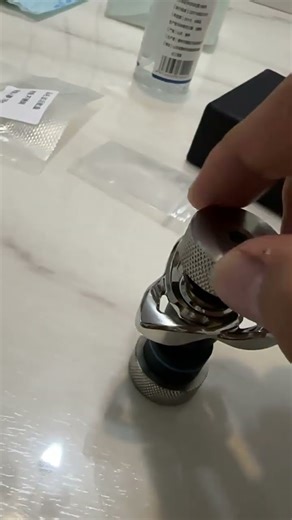 Instructions for using the E+ ‘Fidget Spinner Shaft Remover’