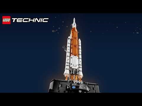 LEGO Technic NASA Artemis SLS Rocket (42221) | Speed Build