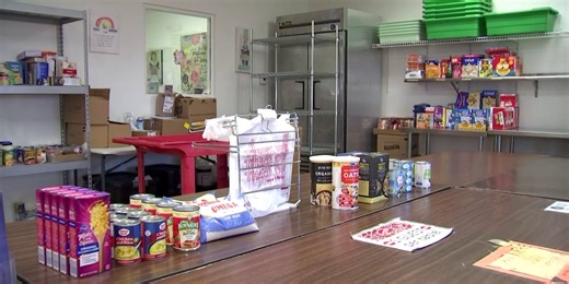 Apache Junction soup kitchen works to serve dignity in food desert