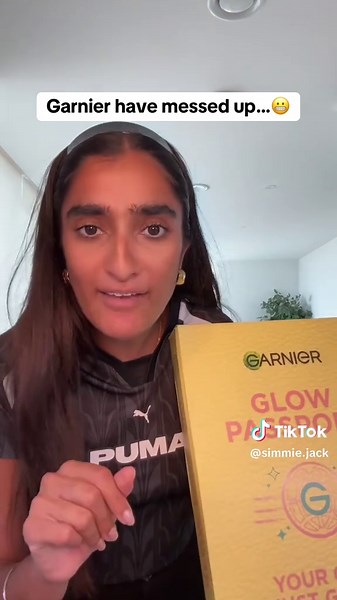 Unboxing the Influencer Package from Garnier