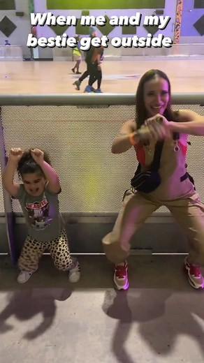 #bestie #florida #springbreak #love #mine #skating #shuffle #cute | Aria_johnson_official