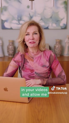 Sugaring a bikini is a delicate area that needs a lot of practice. It all comes down to what is most comfortable for your client and yourself. Using two fingers like @sugaringfactory does here is perfectly fine. Always be careful to not pull up and away from the skin. Tag me in your videos, I’d love to help where I can! #bodysugaring #body #sugaring #sugarwax #sugarwaxing #howtosugarwax #esthetician #hairremoval #bikinihairremoval #reaction