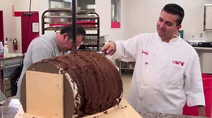 506K views · 2.2K reactions | Para celebrar a Oktoberfest, um alemão encomenda um bolo divertido para Buddy e sua equipe de confeiteiros.I//bit.ly/HHBrasil | Discovery Home & Health Brasil | Facebook