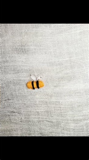 easy bee embroidery| beginner friendly| #handbroidery #embroidery