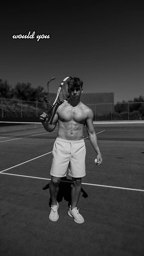 Suche jemand der immer dran denkt Taschentücher mitzunehmen 🥲😂 DM ME IG: jorellwilliams 🤍