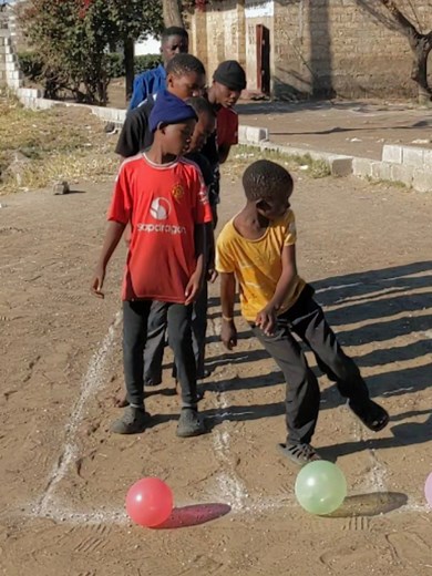 142K views · 1.4K reactions | Gudubai  Red Yellow Pink Mind Focus Game  | Hassan Miti | Facebook