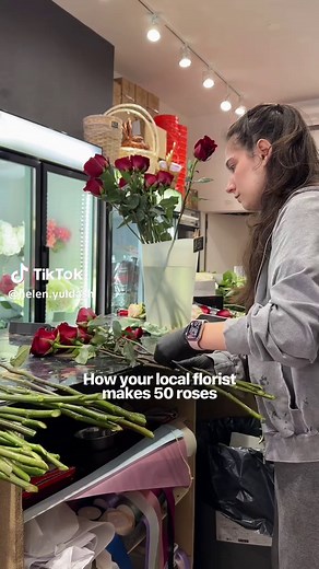 A giant bouquet of 25 red roses looks much more impressive than the one of 50 🌸 flower shop behind the scenes, florist vlog, flower shop nyc, bouquet making, arrangement ideas, floral design, flower care tips, nyc flower market, how to arrange flowers, beginner florist tips, wholesale flowers nyc, learn floristry, flower arranging tutorial, florist job, work vlog #redroses #giantbouquet #nycflowers #floristnyc #floristsoftiktok