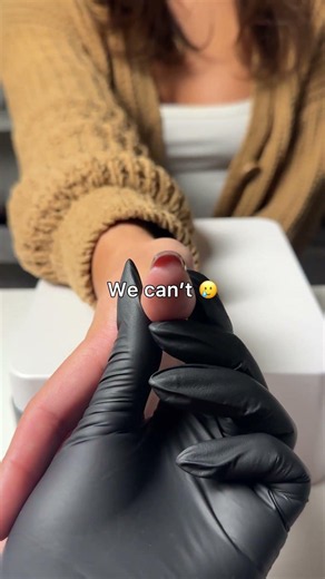 Nail Appointment Tips: Why You Need to Relax Your Hands 💅