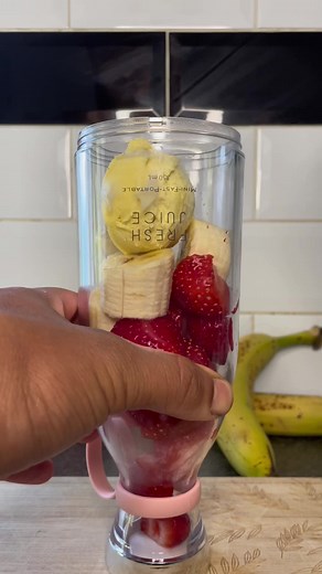 Strawberry Banana Milkshake Recipe