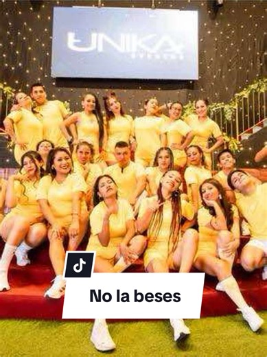 No la beses: Bachata Dance Evolution