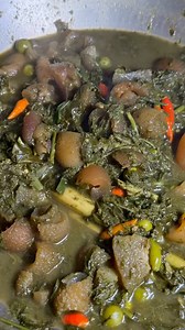 1.3K views | กับข้าวอิสานบ้านเฮา แกงผักขี้เหล็กใส่หนังวัว | 廷a理工御宅 | Facebook