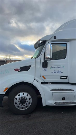Inside My New 2020 Peterbilt Truck for $43,000