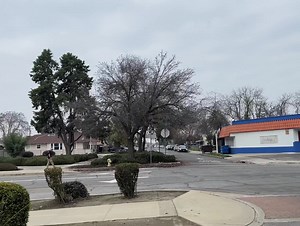 14K views · 133 reactions | VPD PRESS RELEASE On 01/07/22 at 12:07 pm, patrol officers responded to a report of a shooting near Oval Park at NW 2nd and Pine St. Witnesses reported hearing multiple gunshots coming from a vehicle and two vehicles fleeing the area. Two gunshot victims shortly arrived at Kaweah Health Medical Center and received treatment. Both victims are expected to survive. Please contact the P.I.O. for any further questions | Visalia Stringer | Facebook