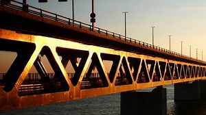 Oresund Bridge Sweden: стоковое видео (без лицензионных платежей), 27381865 | Shutterstock