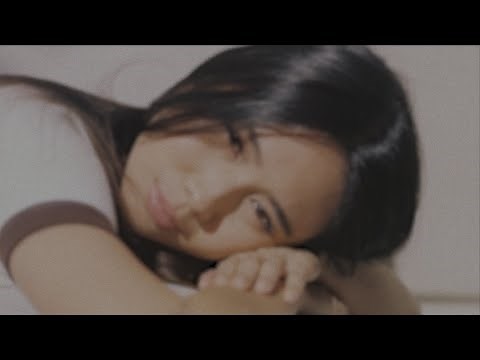 NIKI - Backburner (Official Lyric Video)