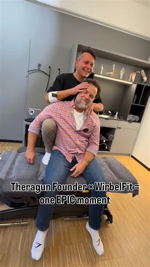 What an absolute honor 🙌 Adnan had the chance to adjust Dr. Jason Wersland – the inventor of the original Theragun and founder of Therabody himself! Dr. Jason was on his Germany tour and wanted to meet WirbelFit in person 😎 Two chiropractic legends – united by one mission: Helping people move and stay in balance. From L.A. to Stuttgart – Chiropractic connects the world. 🌍 Drop a 🔥 if you knew he was the one who invented the Theragun! …and tag someone who needs to see this moment 👇 #cracks #